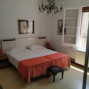Homestay 3a, Sitges